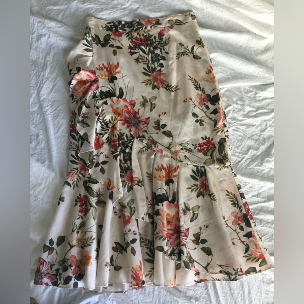 Antonio Melani floral skirt NWT